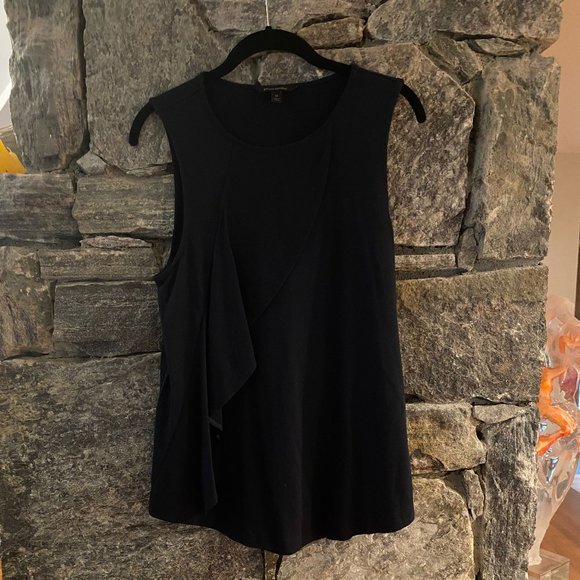 BANANA REPUBLIC NAVY SLEEVELESS SHELL /TOP WITH FRONT DRAPED DETAIL - SZ MED - Picture 2 of 7